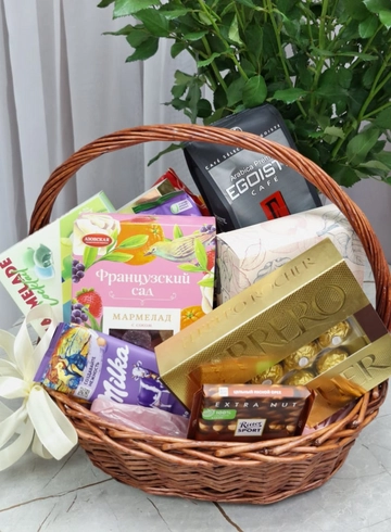 Корзина «Чаепитие» от интернет-магазина цветов в 