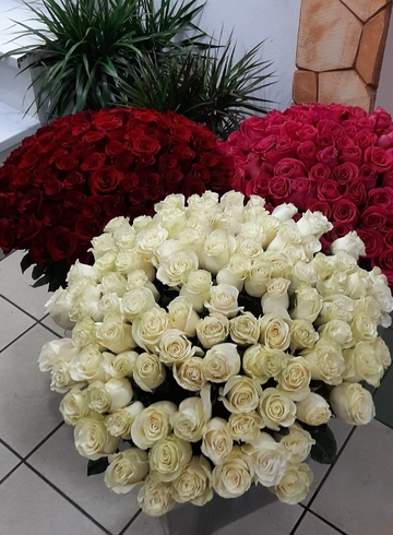 Букет «Трио» от интернет-магазина цветов в 