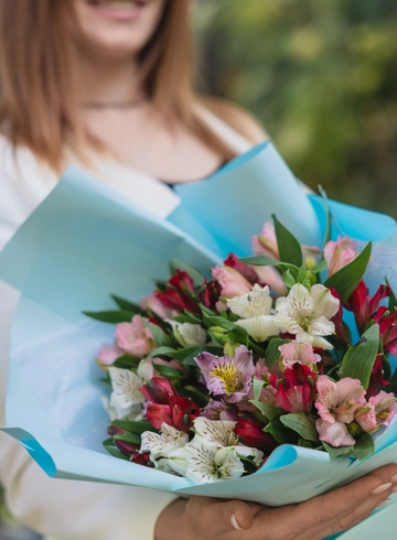 Букет «Восторг» от интернет-магазина цветов в 