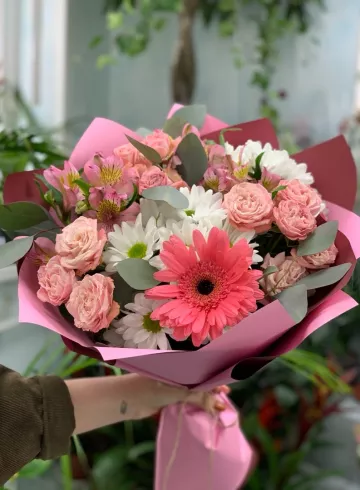 Букет &laquo;Ника&raquo; от интернет-магазина цветов в 