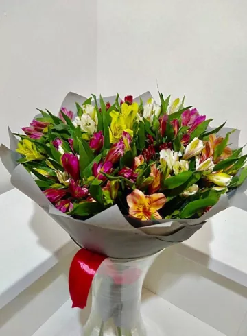 Букет «Незабываемые мгновения» от интернет-магазина цветов в 