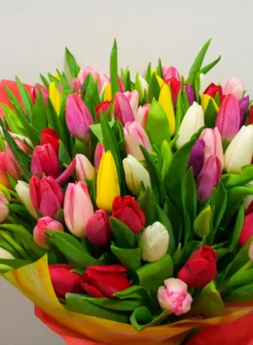 Букет &laquo;Палитра красок&raquo; от интернет-магазина цветов в 