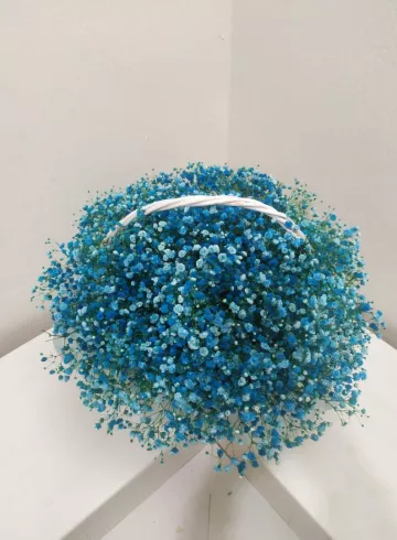 Корзина «Синее небо» от интернет-магазина цветов в 