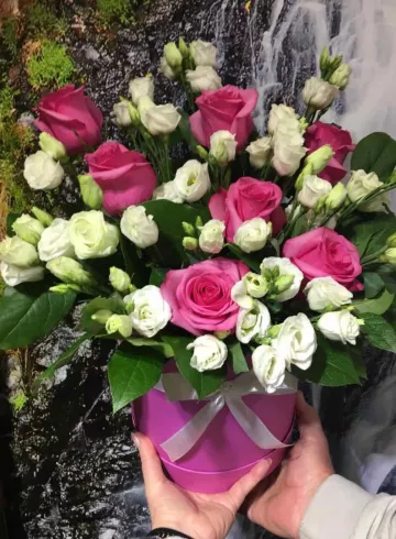 Шляпная коробка «Всегда вместе» от интернет-магазина цветов в 