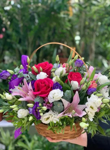 Корзина «Лазурь» от интернет-магазина цветов в 