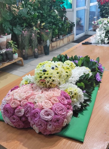 Мишка с сердцем от интернет-магазина цветов в 