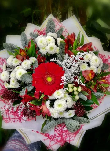 Букет «Заснеженный лес» от интернет-магазина цветов в 