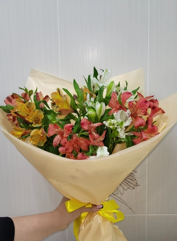 Букет &laquo;Краски осени&raquo; от интернет-магазина цветов в 