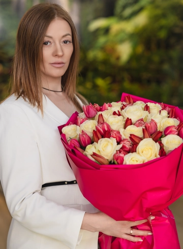 Букет &laquo;Безмятежное счастье&raquo; от интернет-магазина цветов в 