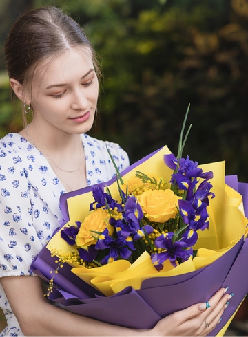 Букет «Сияющая любовь» от интернет-магазина цветов в 