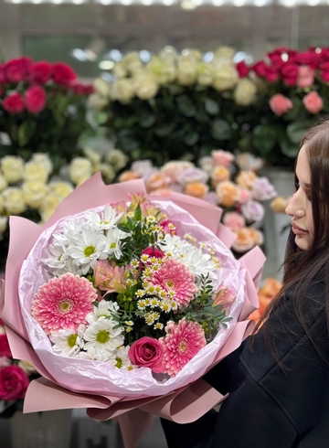 Букет «Любимой маме» от интернет-магазина цветов в 